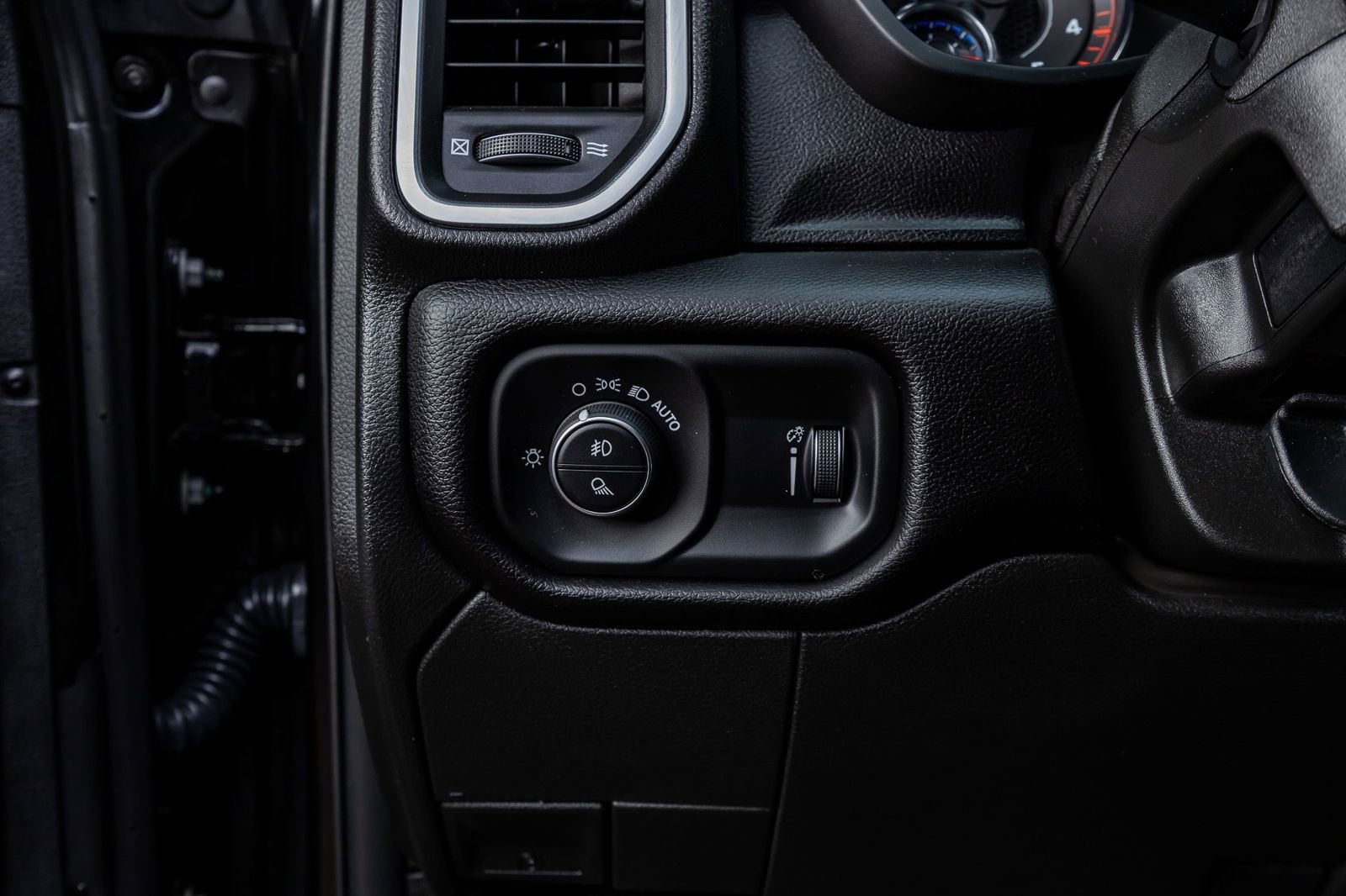 Used 2024 RAM 3500 Big Horn w/ Night Edition image 22