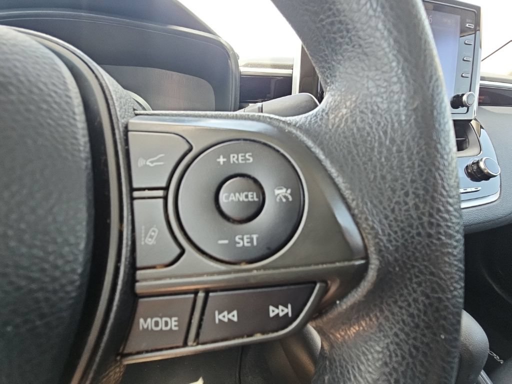 Used 2020 Toyota Corolla LE w/ LE Premium Package FWD image 29