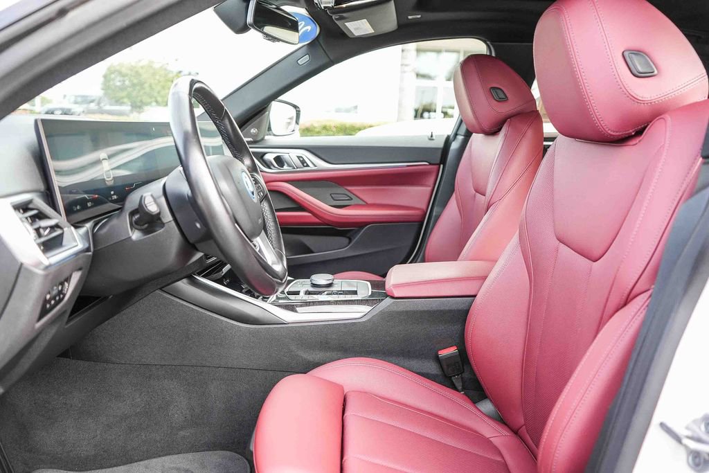 Used 2023 BMW i4 eDrive35 RWD image 17
