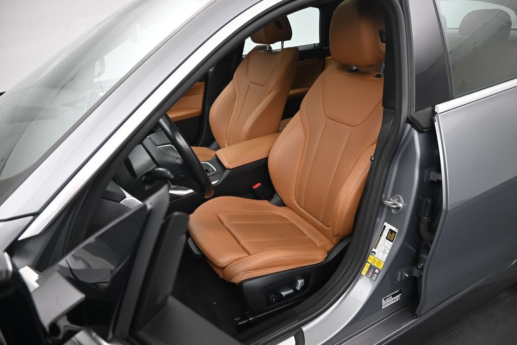 Used 2023 BMW i4 eDrive35 w/ Parking Assistance Package RWD image 9