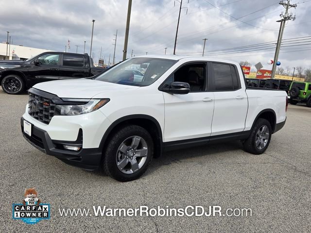 Used 2025 Honda Ridgeline TrailSport image 3
