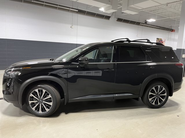 New 2026 Nissan Pathfinder Platinum w/ Cargo Package AWD/4WD image 36