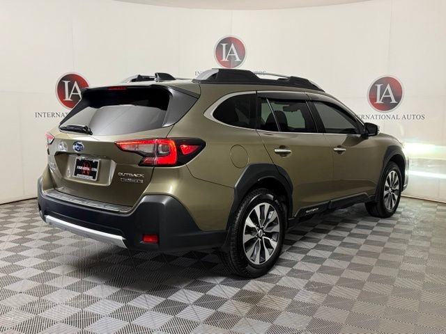 Used 2023 Subaru Outback Touring XT AWD/4WD image 8