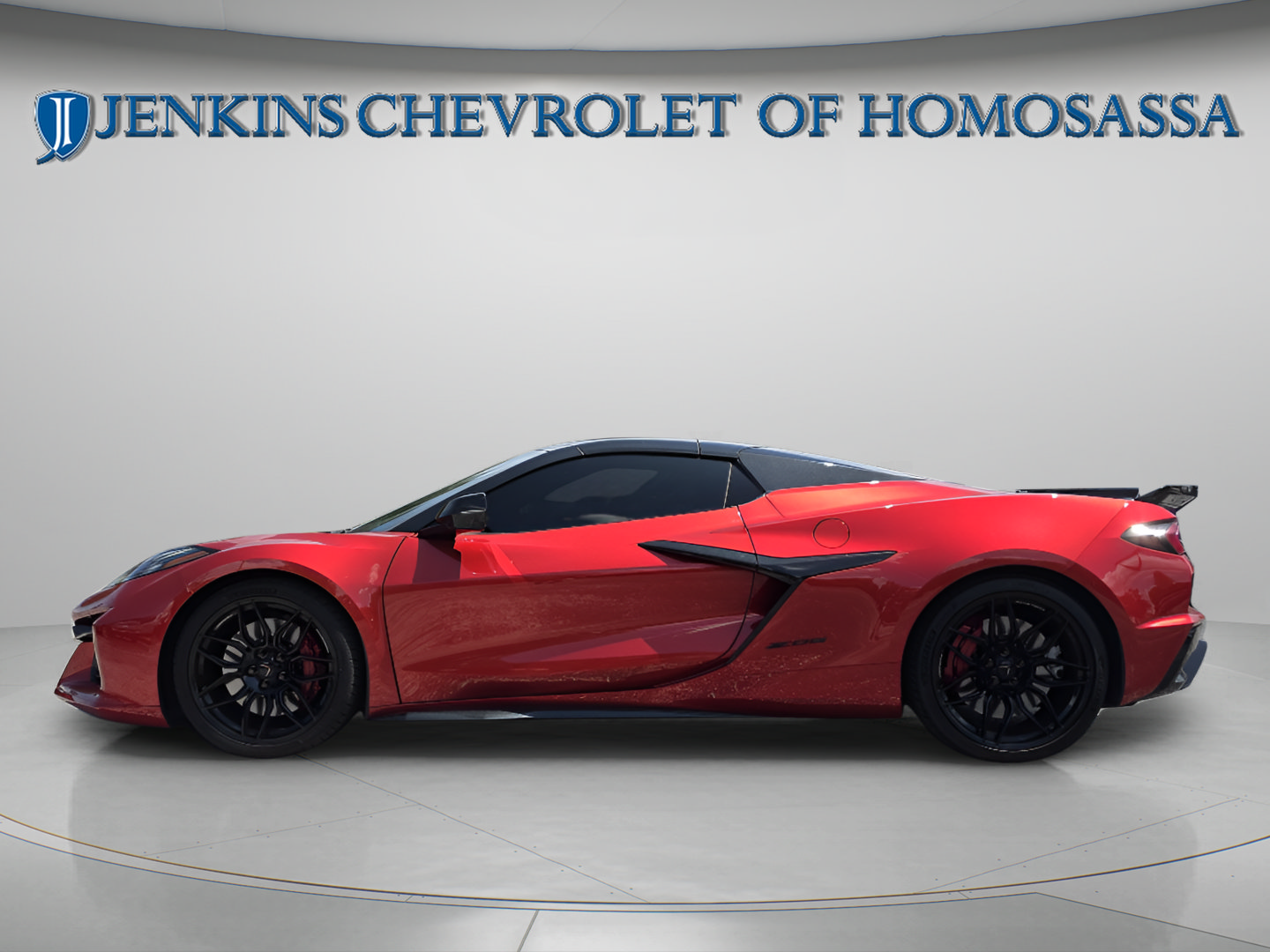 Used 2023 Chevrolet Corvette Z06 RWD image 9