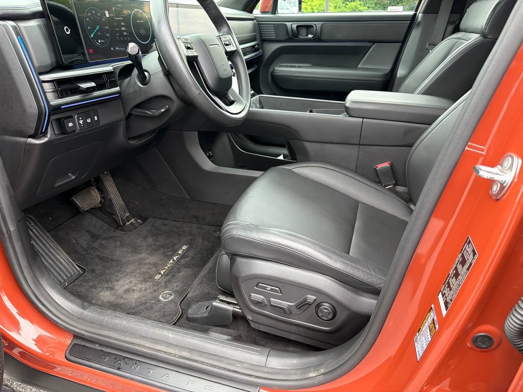 Used 2024 Hyundai Santa Fe Calligraphy AWD/4WD image 9