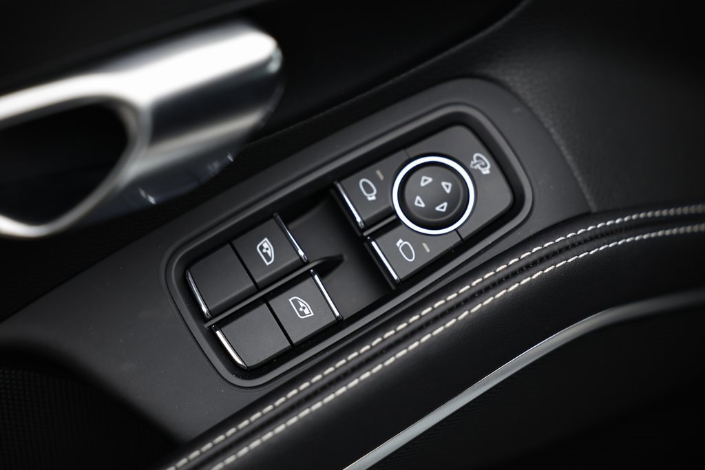 Certified 2024 Porsche 718 Boxster image 23