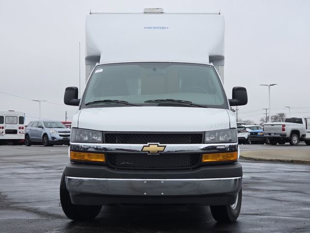 New 2026 Chevrolet Express 3500 w/ Power Convenience Package image 16