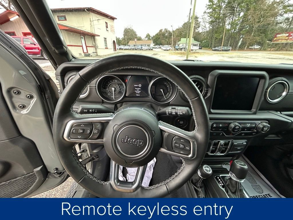 Used 2023 Jeep Wrangler Unlimited Sahara w/ Cold Weather Group image 31