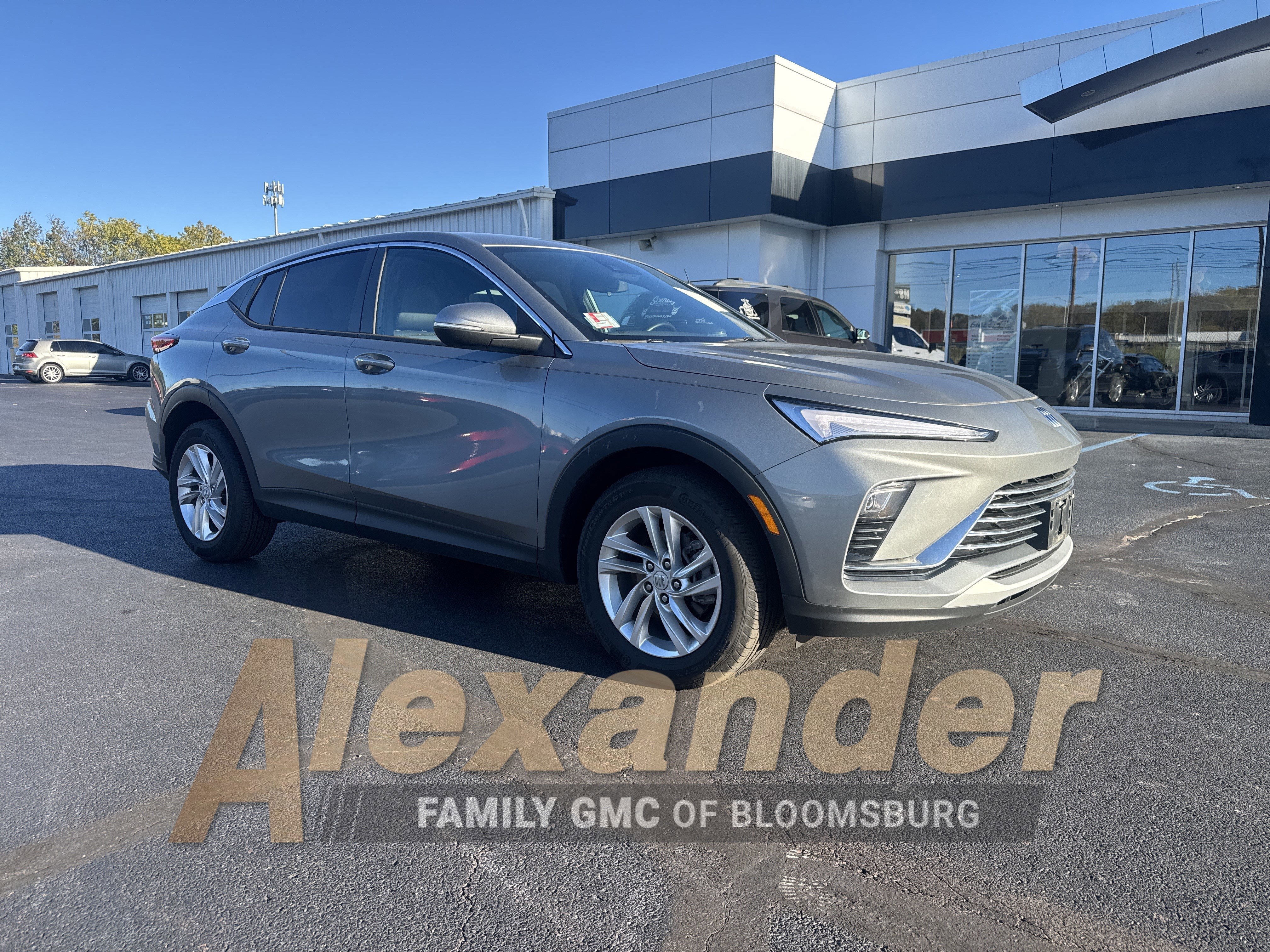 Used 2024 Buick Envista Preferred w/ Convenience I Package image 1