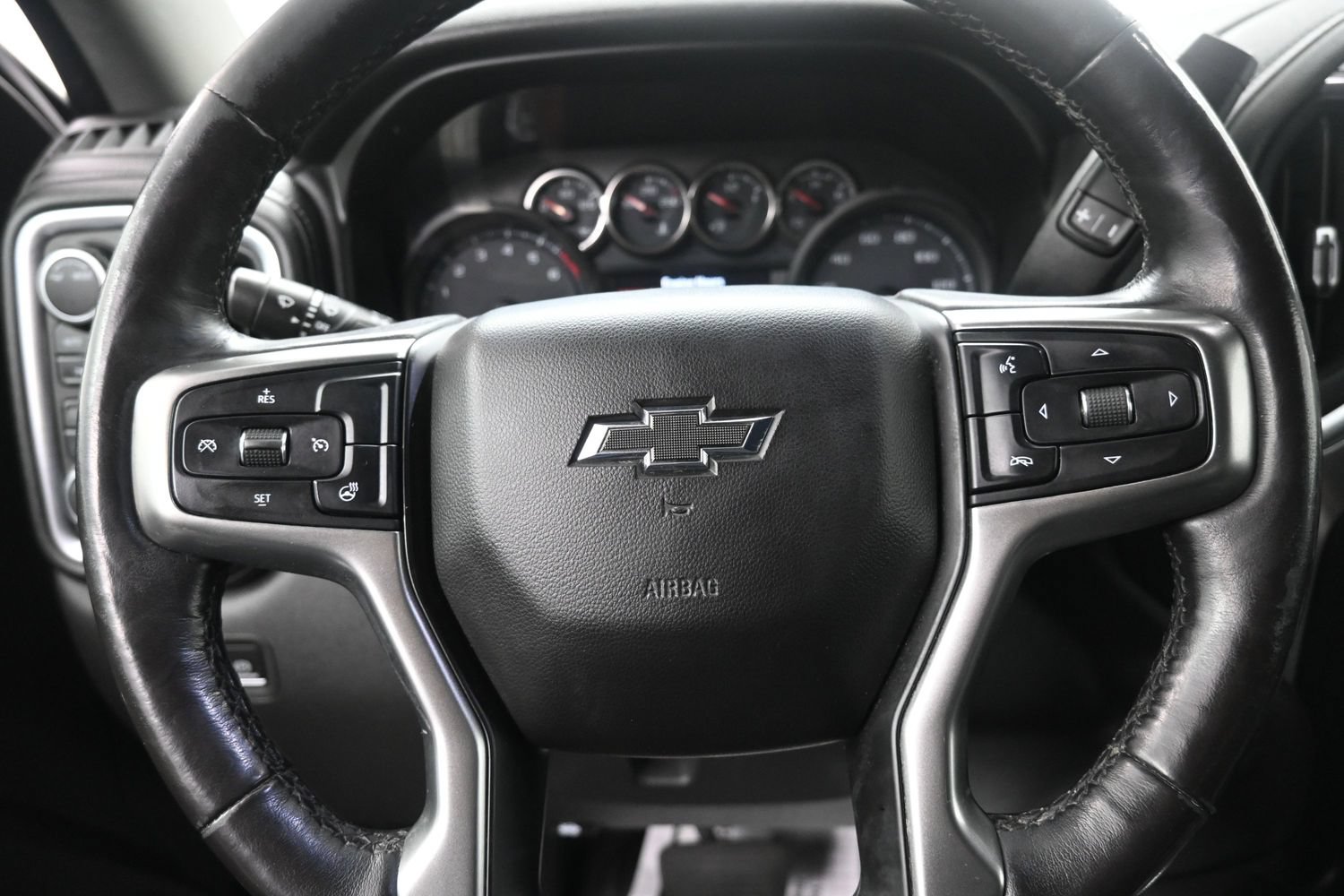 Used 2020 Chevrolet Silverado 1500 LT Trail Boss AWD/4WD image 22