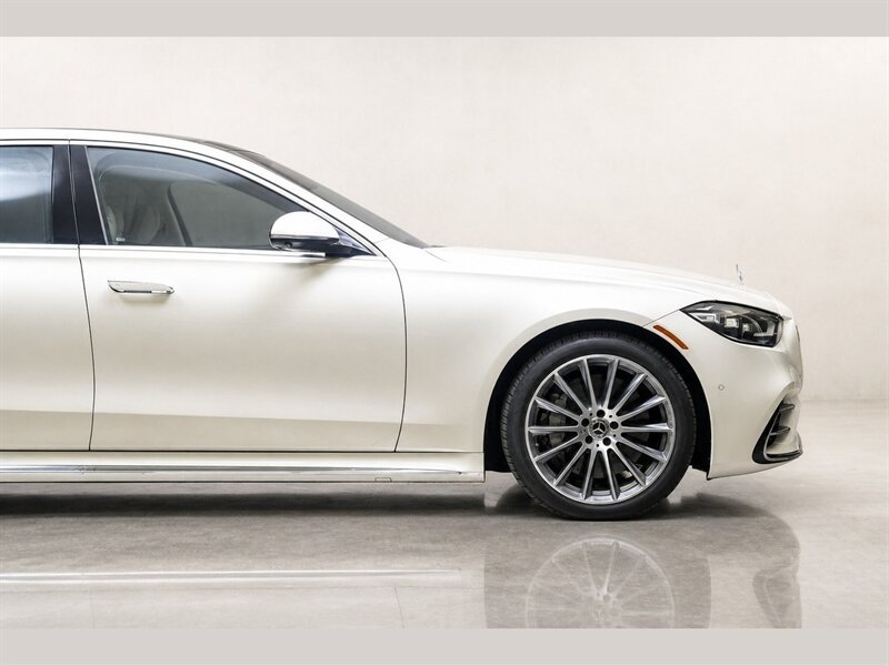 Used 2023 Mercedes-Benz S 500 4MATIC image 4