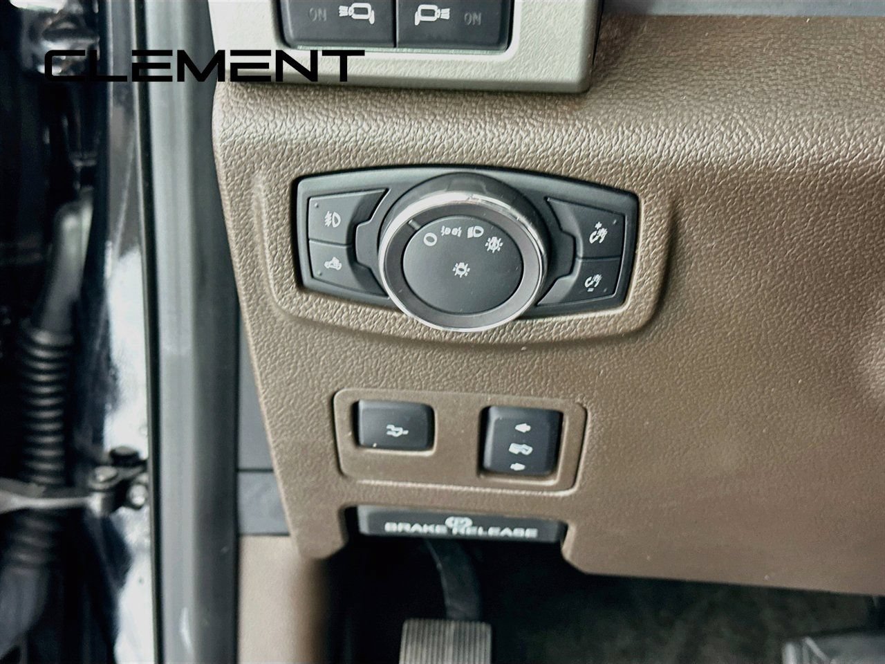 Used 2017 Ford F350 King Ranch AWD/4WD image 12