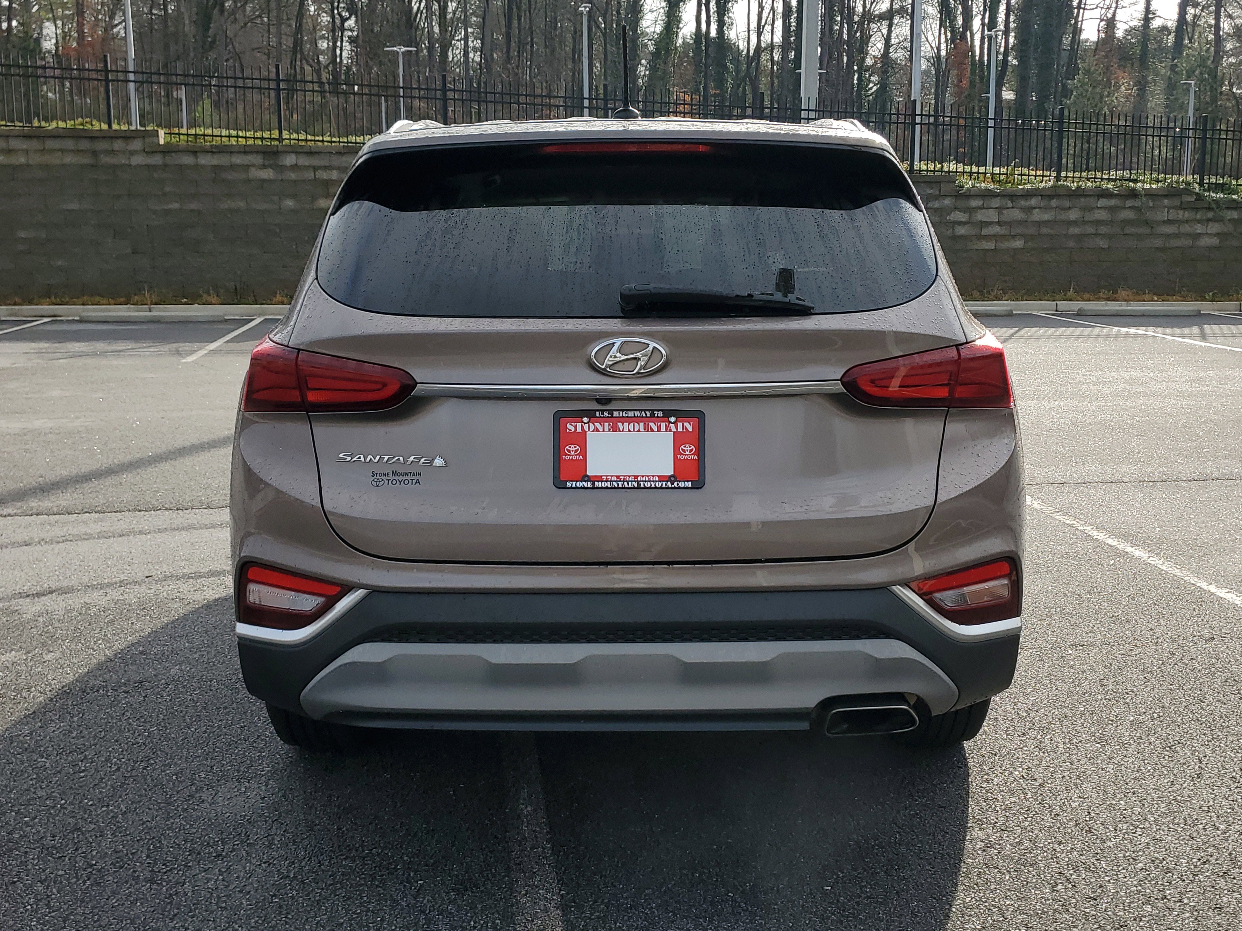 Used 2019 Hyundai Santa Fe SE image 5