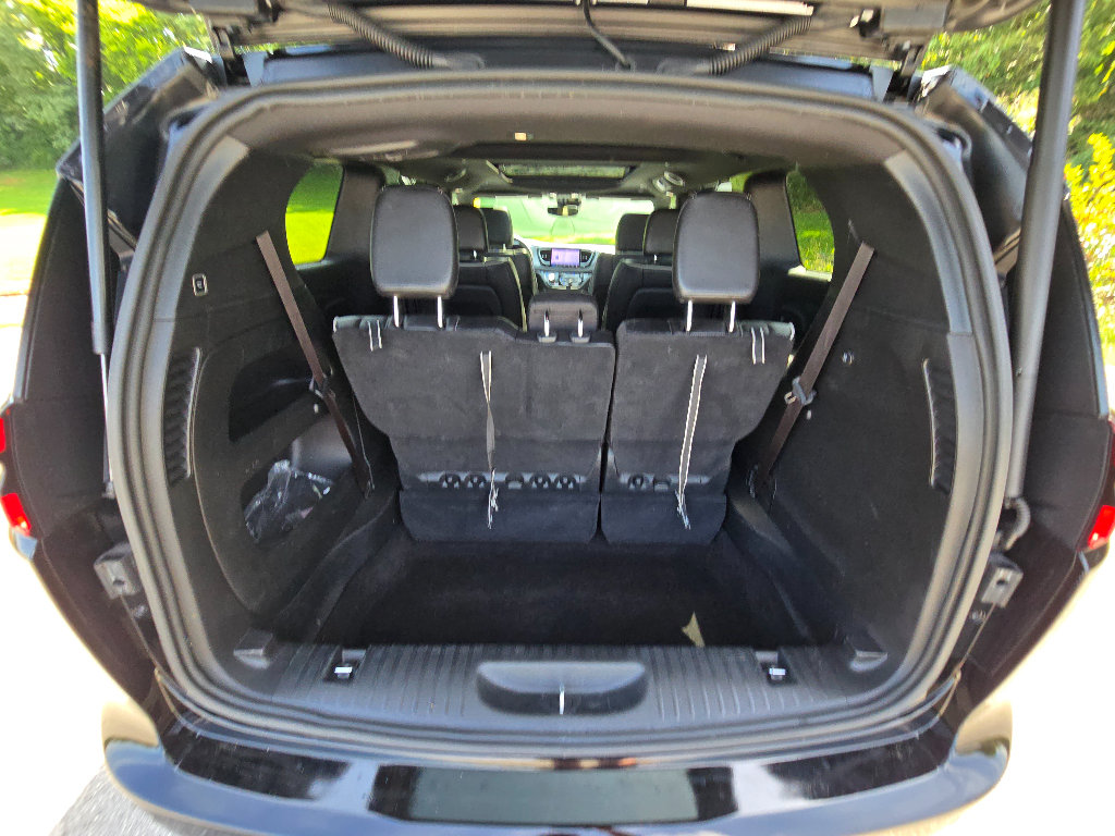 Used 2025 Chrysler Pacifica Limited FWD image 22