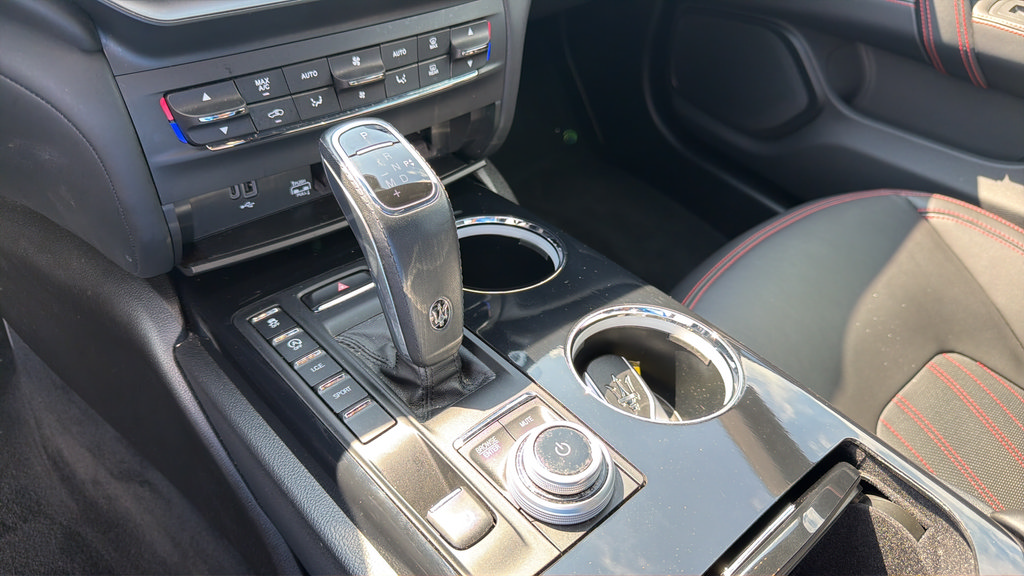 Used 2023 Maserati Ghibli Modena Q4 AWD/4WD image 39