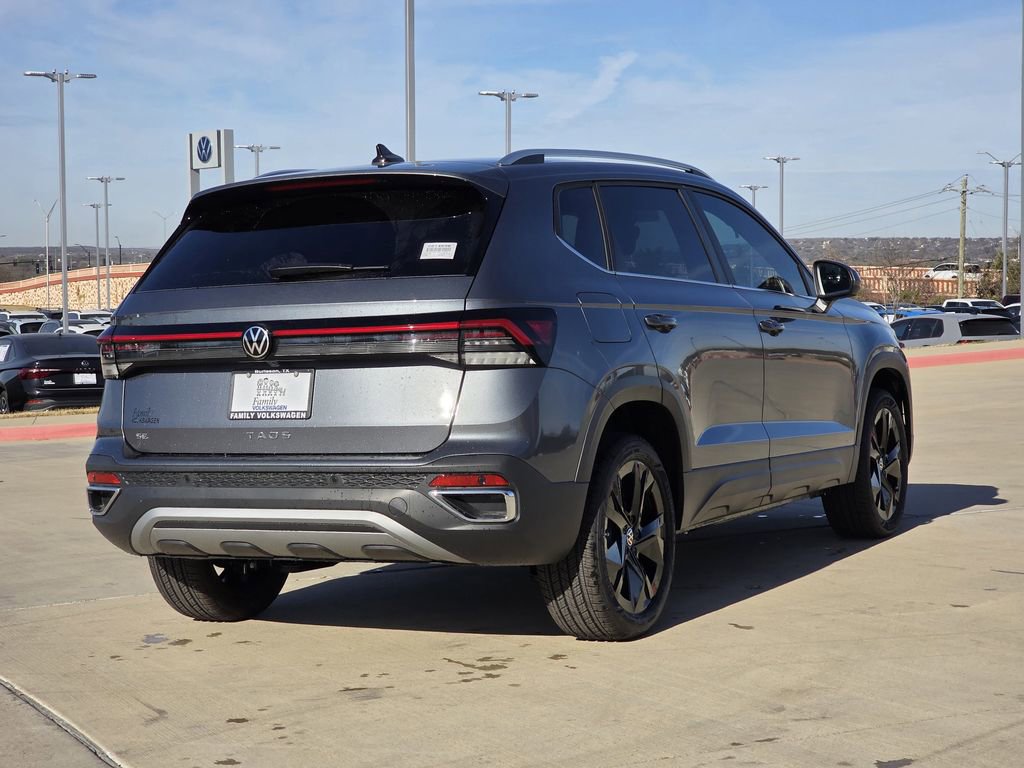 New 2026 Volkswagen Taos SE image 4
