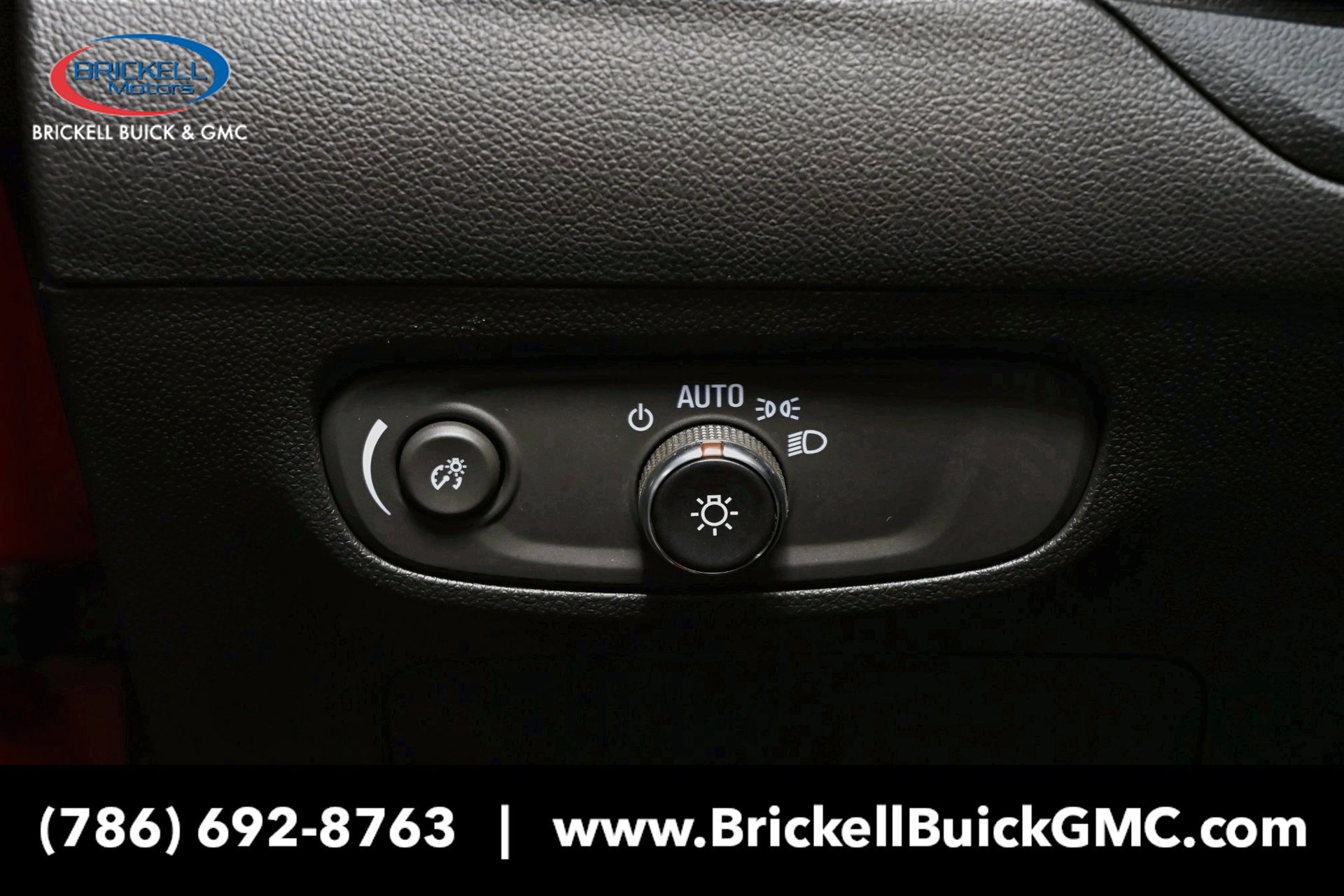 Used 2026 Buick Encore GX Sport Touring w/ Comfort Package FWD image 31