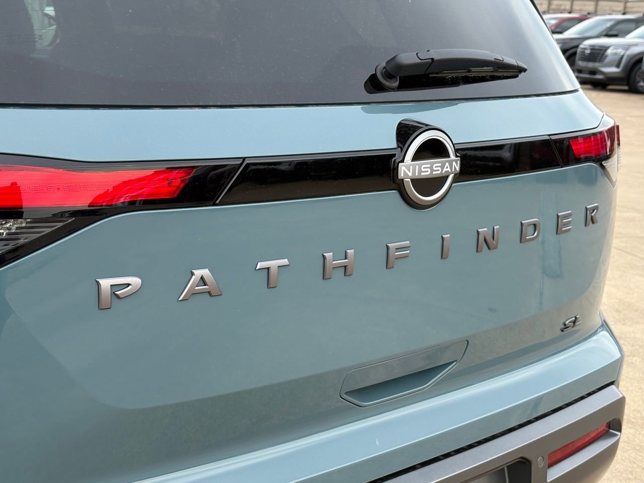 New 2026 Nissan Pathfinder SL FWD image 7