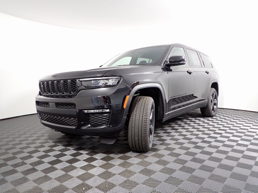 New 2025 Jeep Grand Cherokee L Limited w/ Black Appearance Package image 10