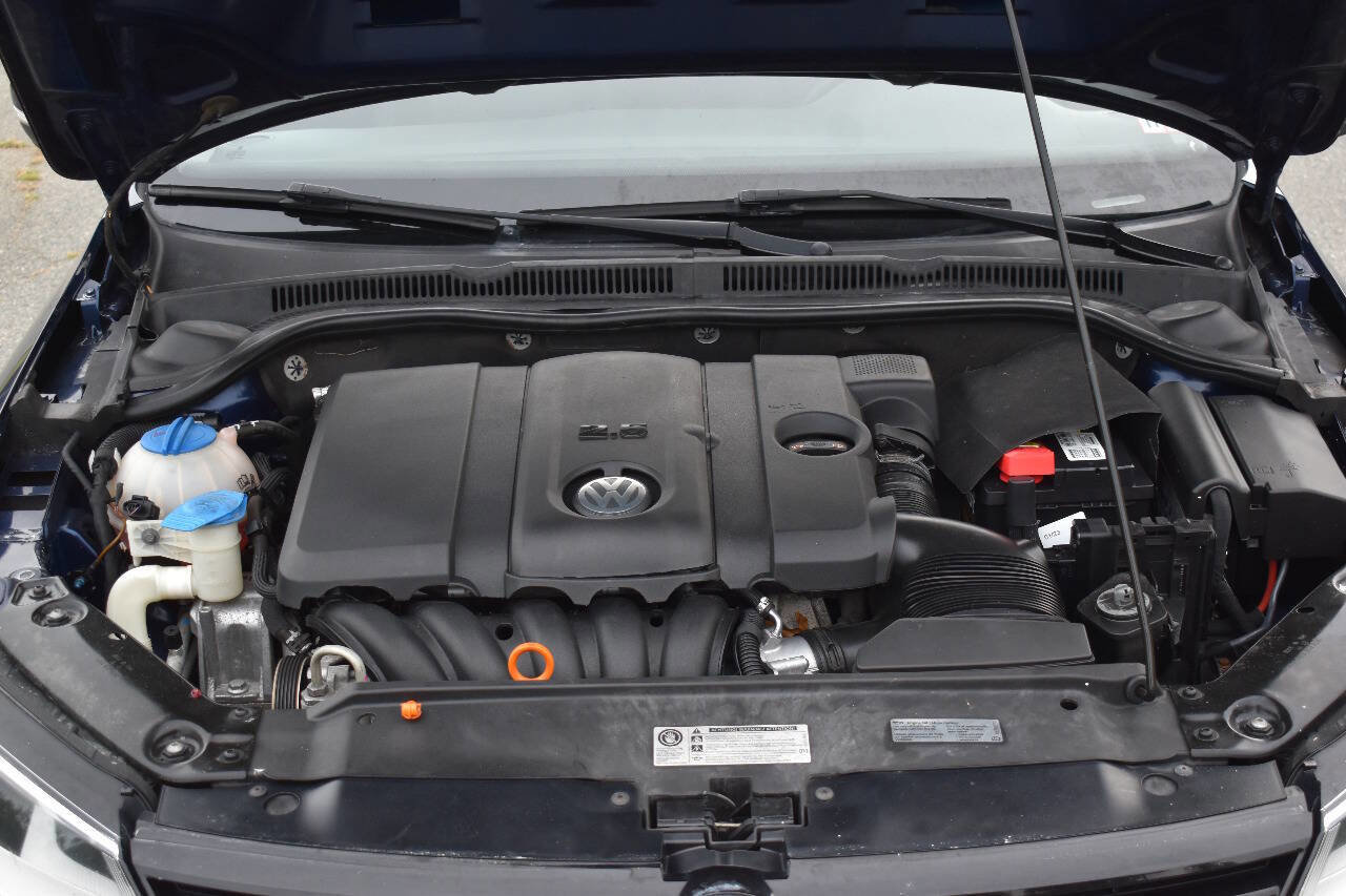 Used 2012 Volkswagen Jetta SE image 25