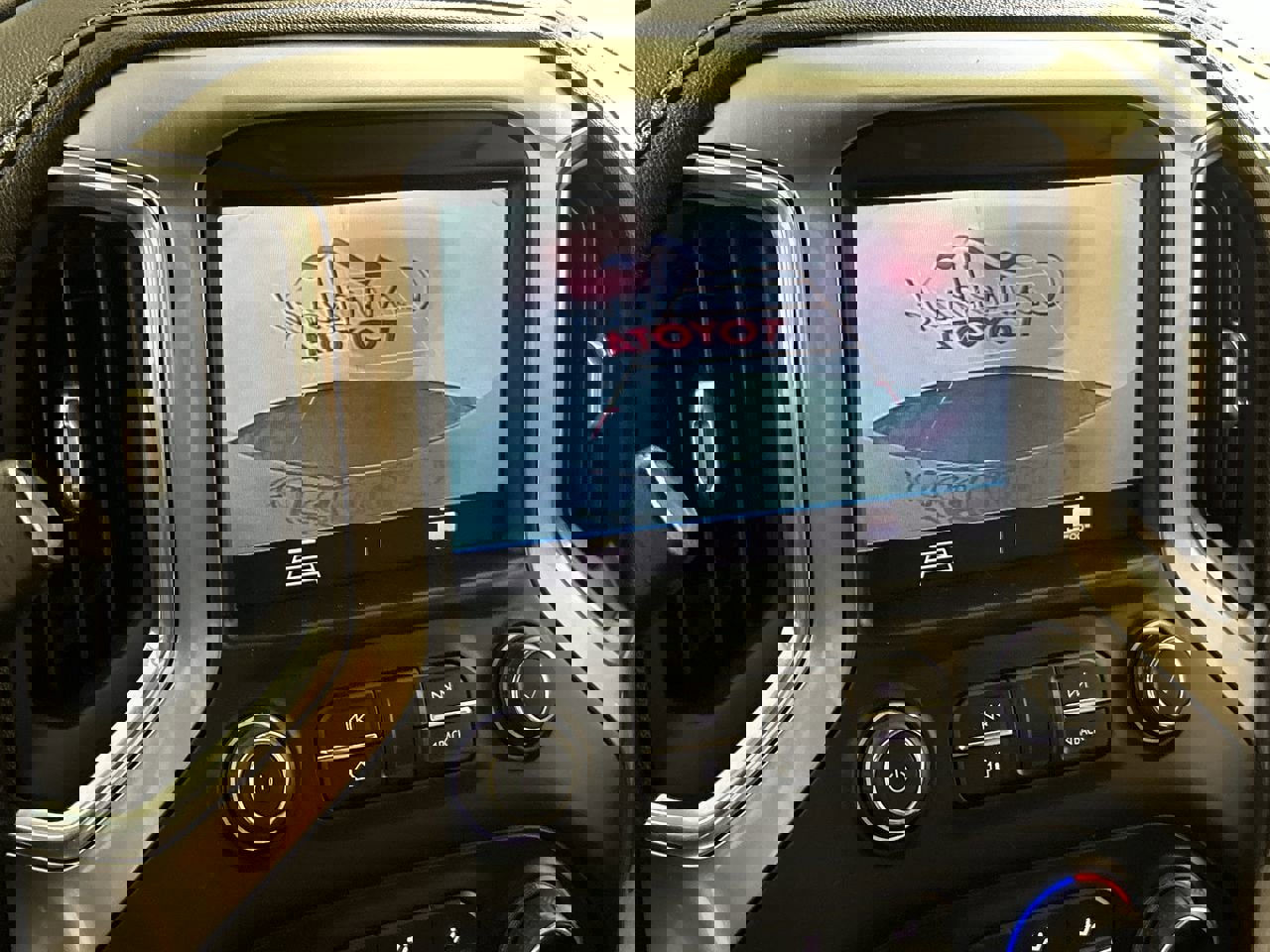 Used 2021 Chevrolet Silverado 1500 LT image 17