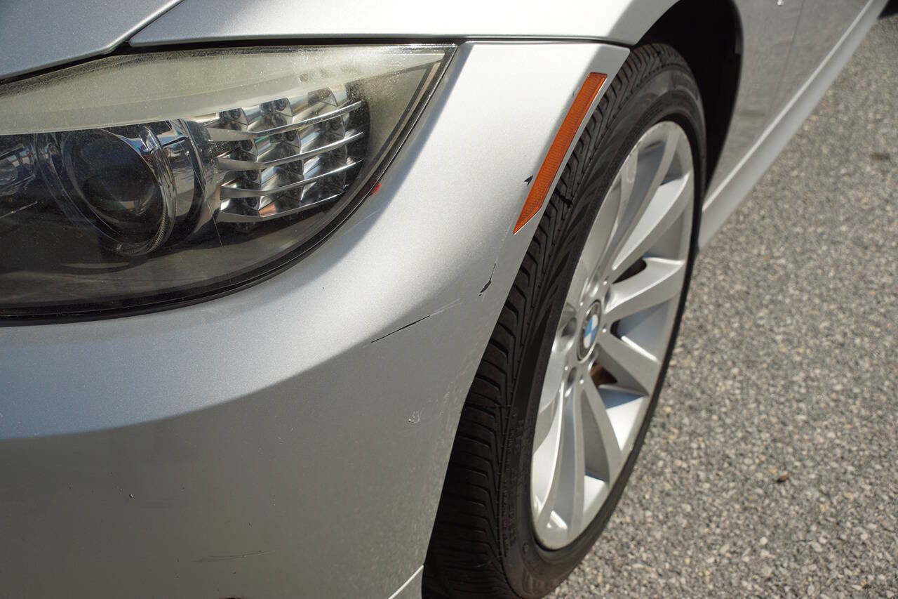 Used 2011 BMW 328i xDrive Sedan image 23