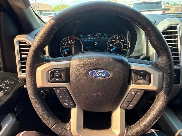 Used 2015 Ford F150 Lariat w/ Equipment Group 502A Luxury AWD/4WD image 22