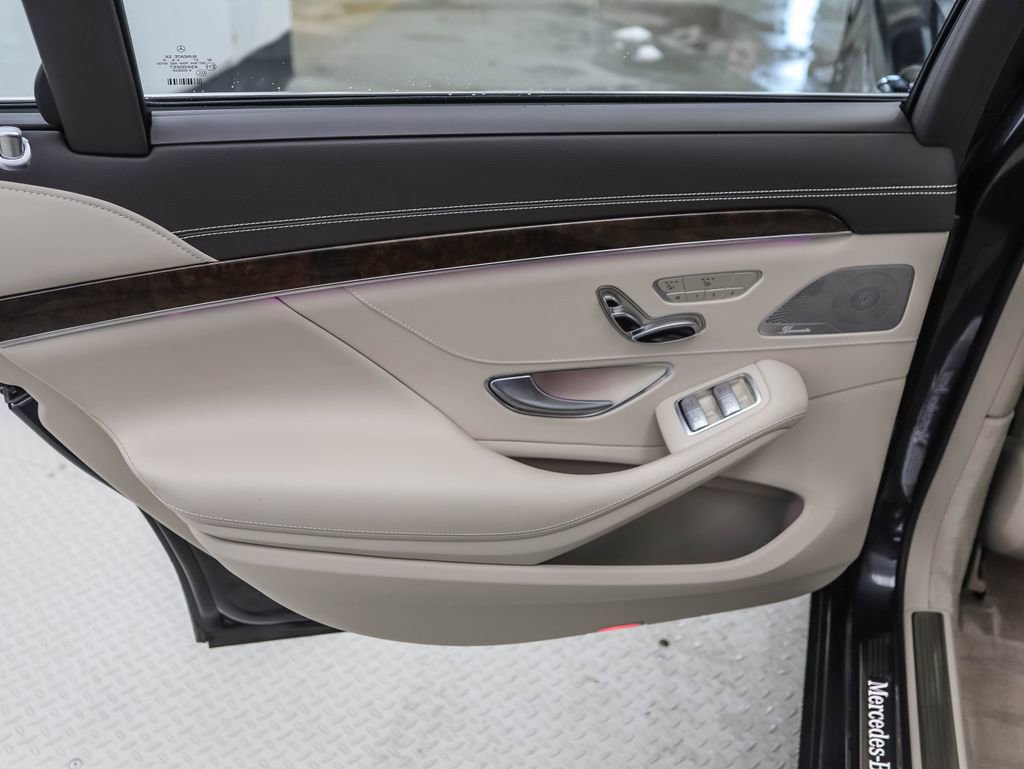 Used 2017 Mercedes-Benz S 550 4MATIC Sedan image 19