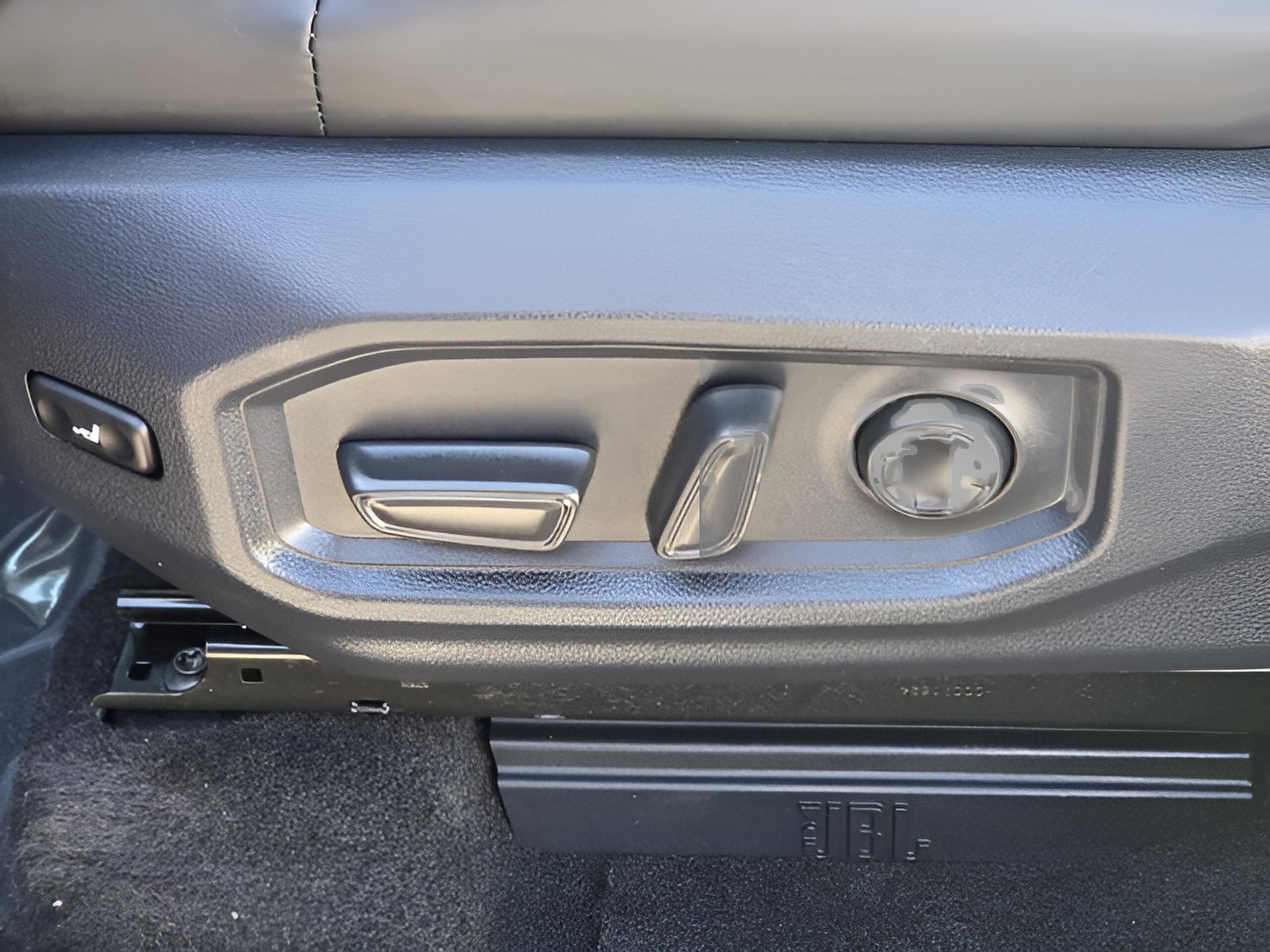 Certified 2024 Toyota Sequoia Platinum image 15