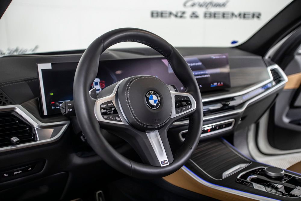 Used 2026 BMW X5 xDrive40i w/ M Sport Package image 25