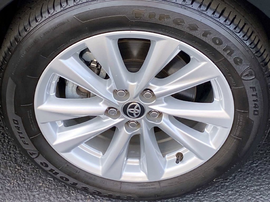Used 2025 Toyota Corolla LE w/ LE Premium Package FWD image 25