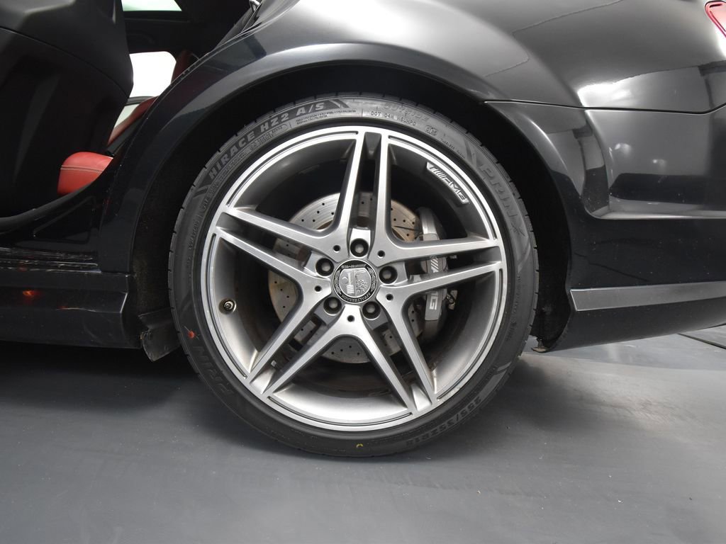 Used 2014 Mercedes-Benz C 63 AMG Sedan image 11