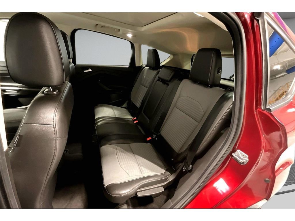 Used 2017 Ford Escape Titanium AWD/4WD image 27