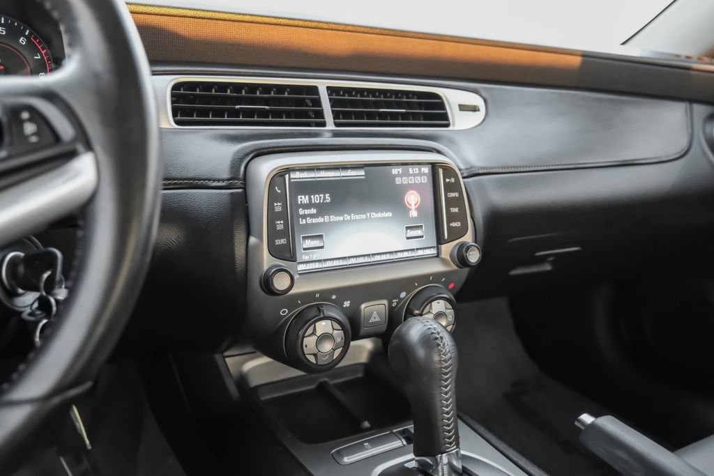 Used 2015 Chevrolet Camaro SS w/ Rear Vision Package image 21