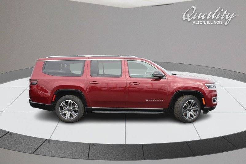Used 2024 Jeep Wagoneer L Series II w/ Flexible Seating Group image 3