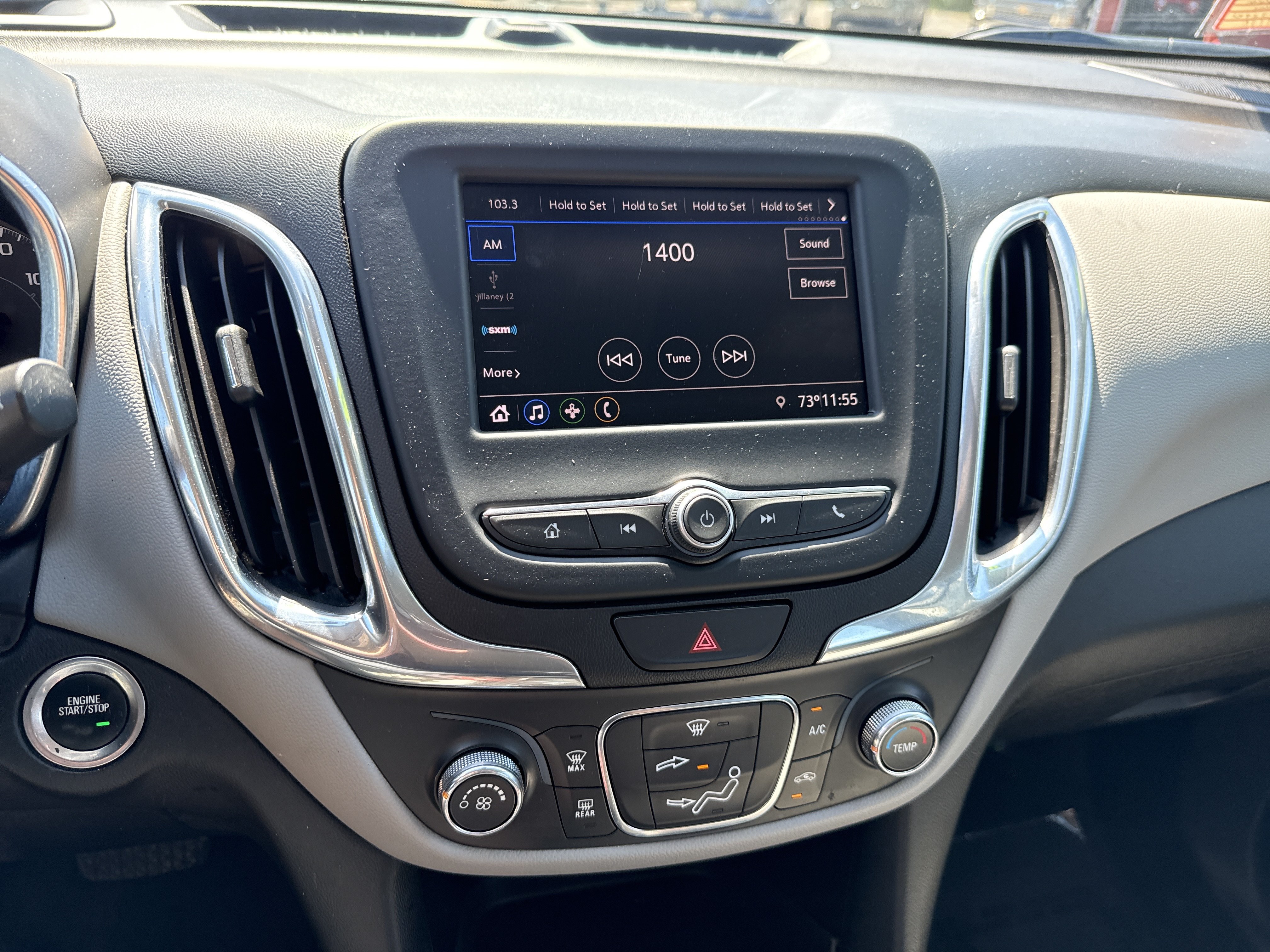 Used 2021 Chevrolet Equinox LS AWD/4WD image 24