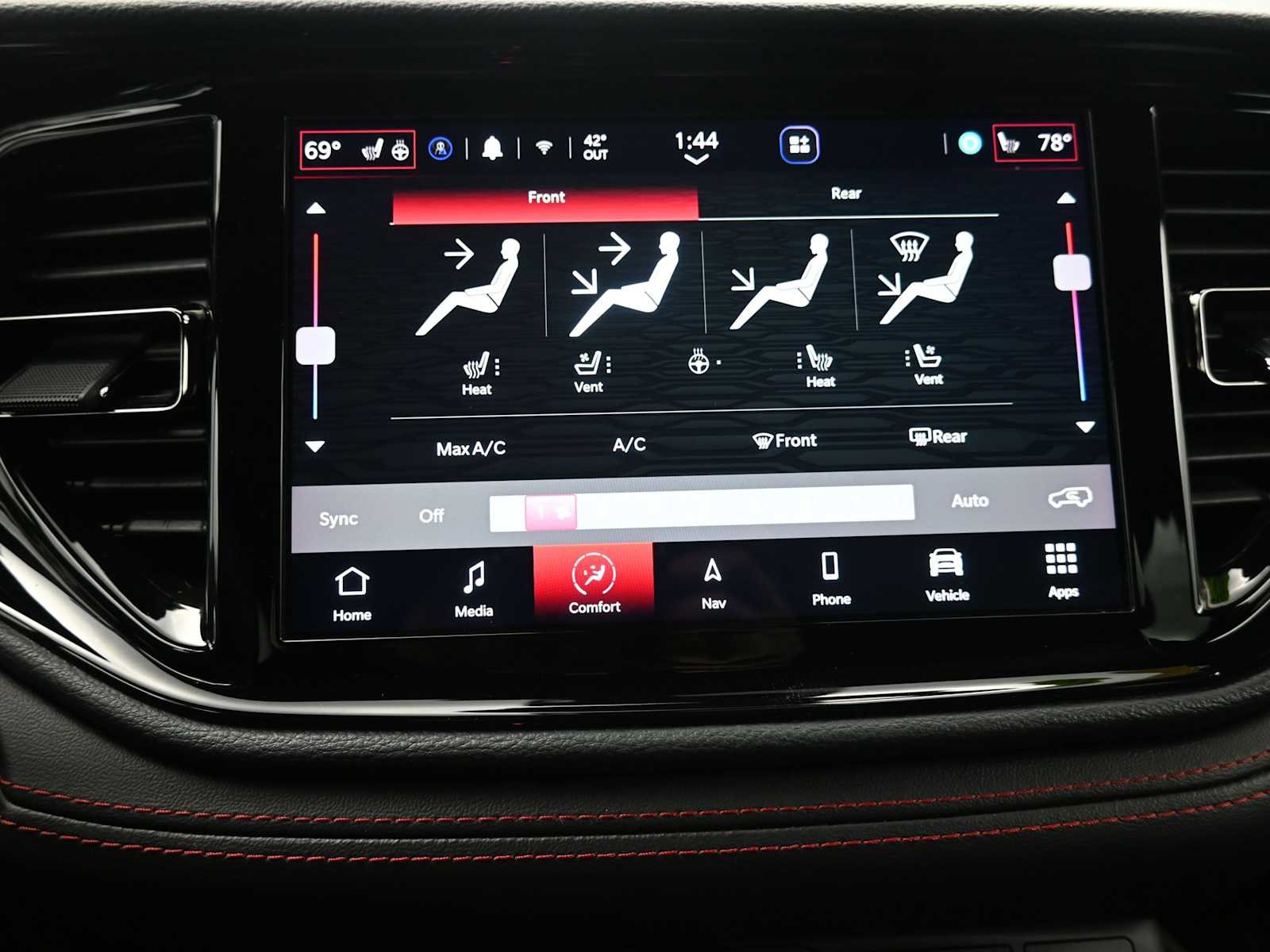 Used 2023 Dodge Durango GT AWD/4WD image 16