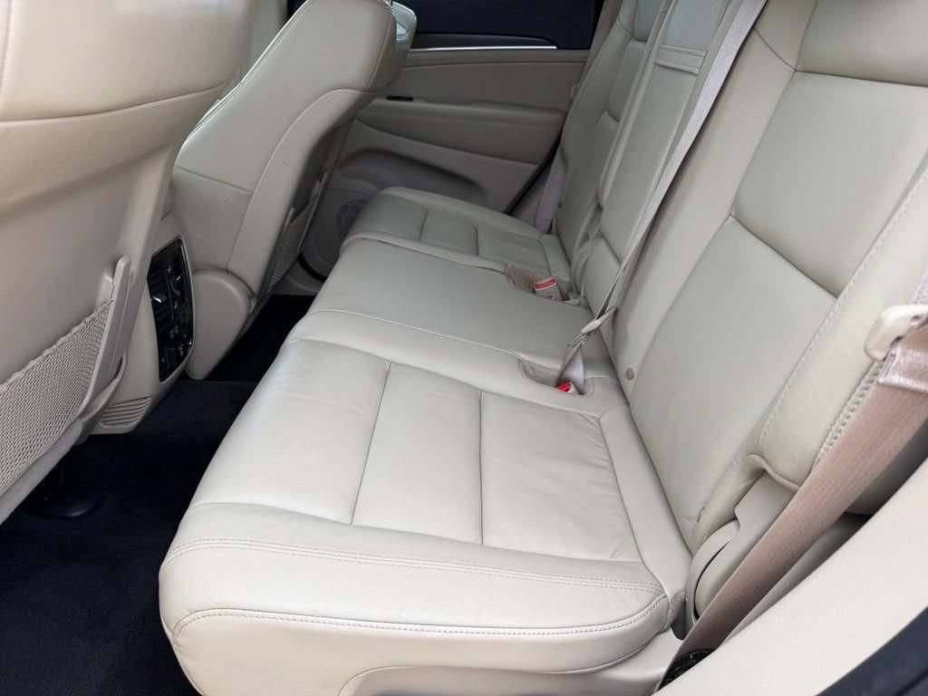 Used 2018 Jeep Grand Cherokee Limited RWD image 11