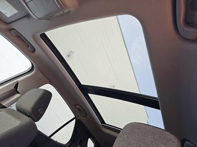 Used 2024 Chevrolet Equinox LT w/ LPO, Floor Liner Package AWD/4WD image 6