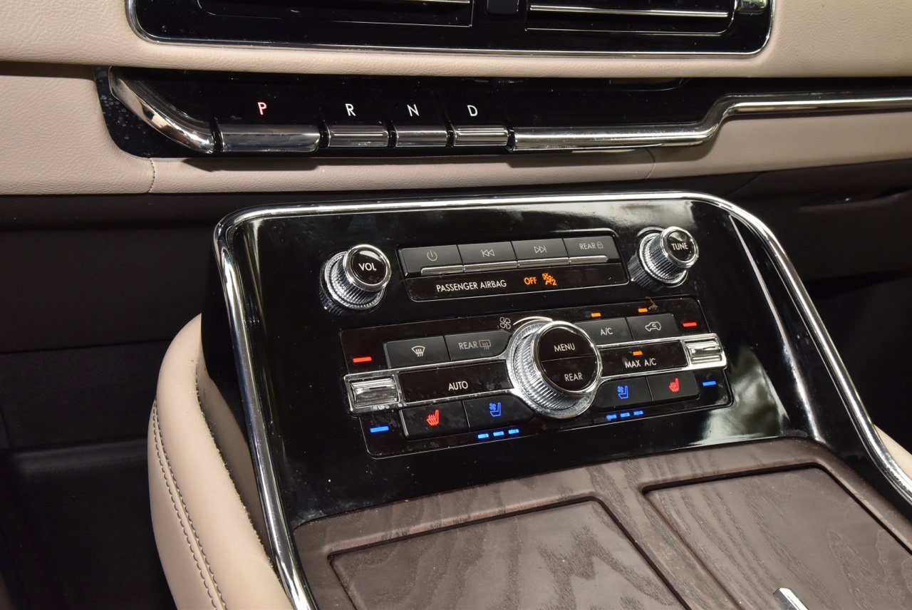 Used 2024 Lincoln Navigator Reserve AWD/4WD image 30