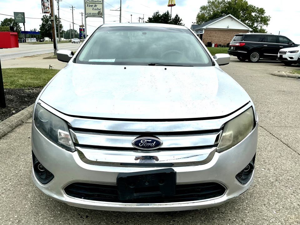Used 2012 Ford Fusion SE FWD image 2