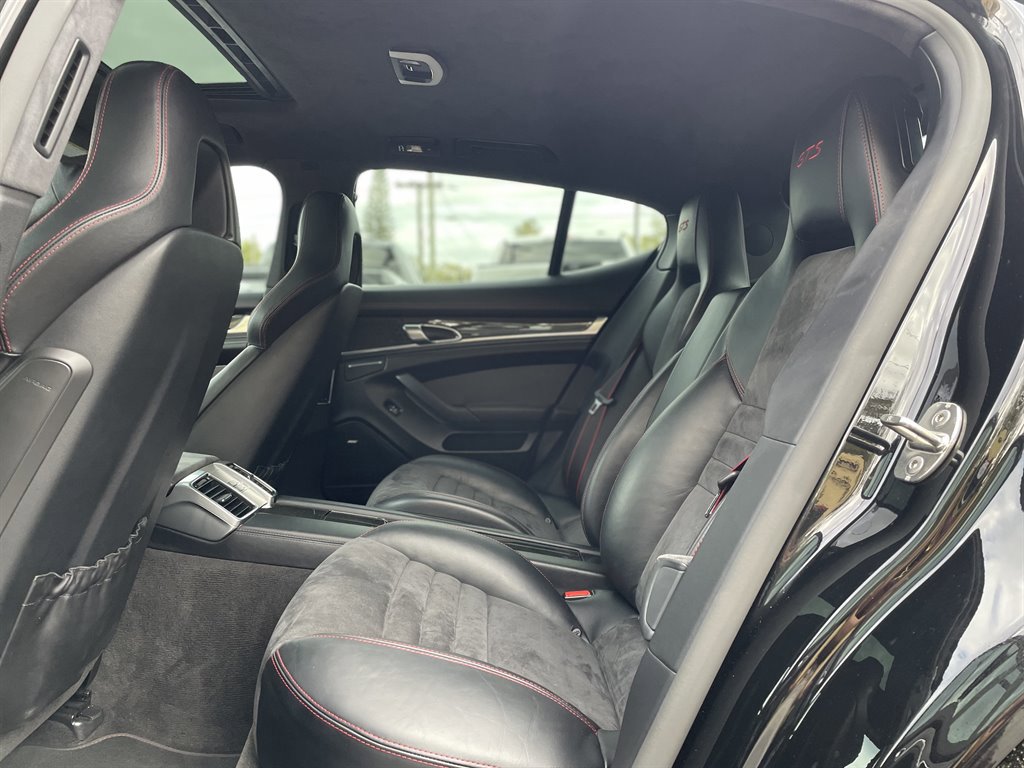 Used 2015 Porsche Panamera GTS image 25