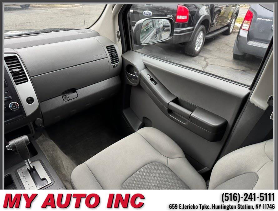 Used 2012 Nissan Xterra S image 14