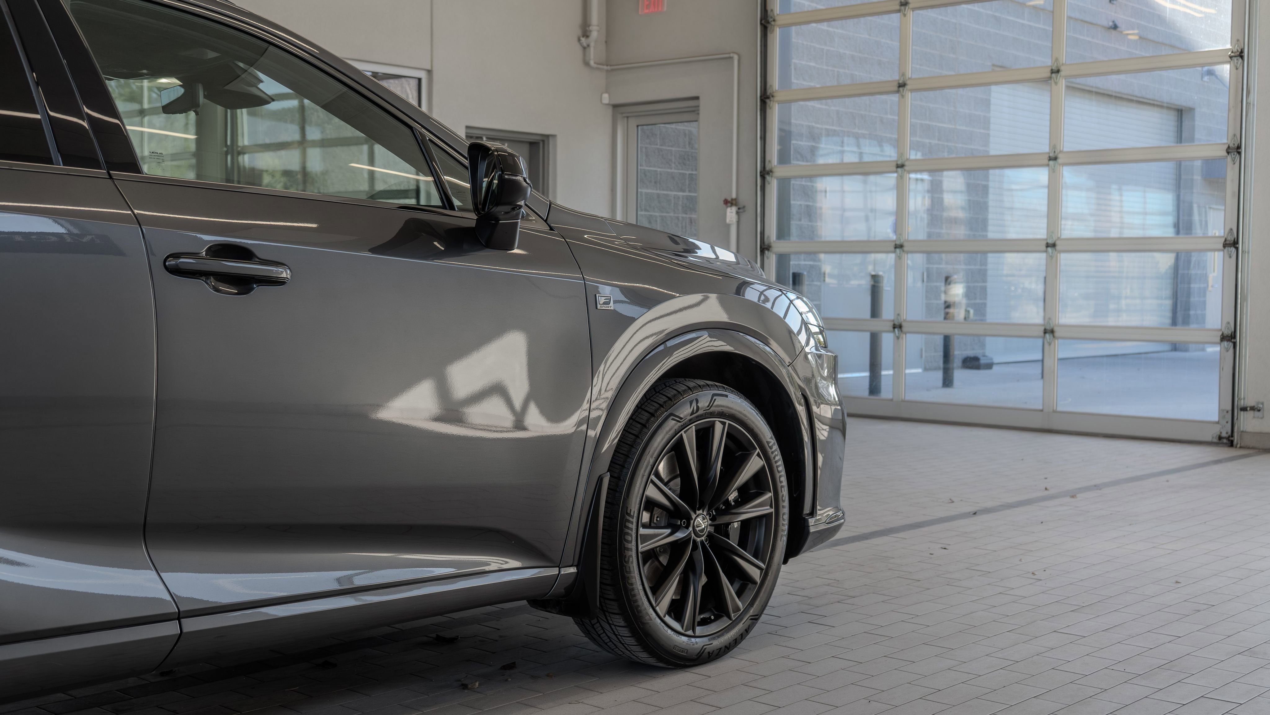 Used 2024 Lexus RX 500h F Sport w/ Convenience Package image 29