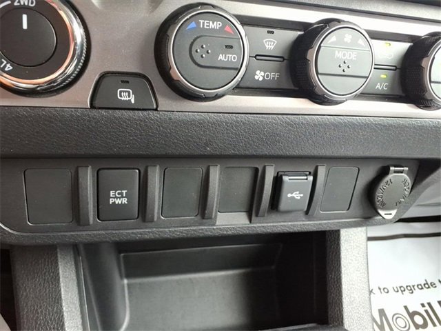 Used 2022 Toyota Tacoma SR image 22