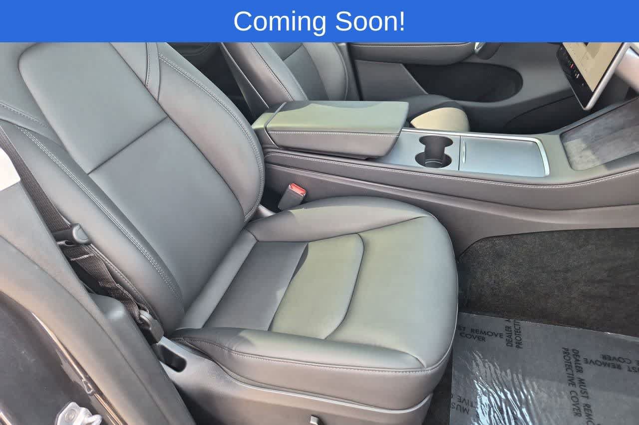 Used 2024 Tesla Model Y Long Range AWD/4WD image 21