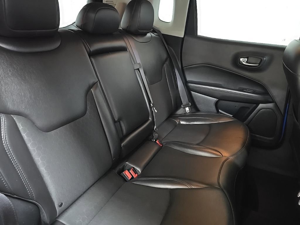 Used 2020 Jeep Compass Latitude image 16