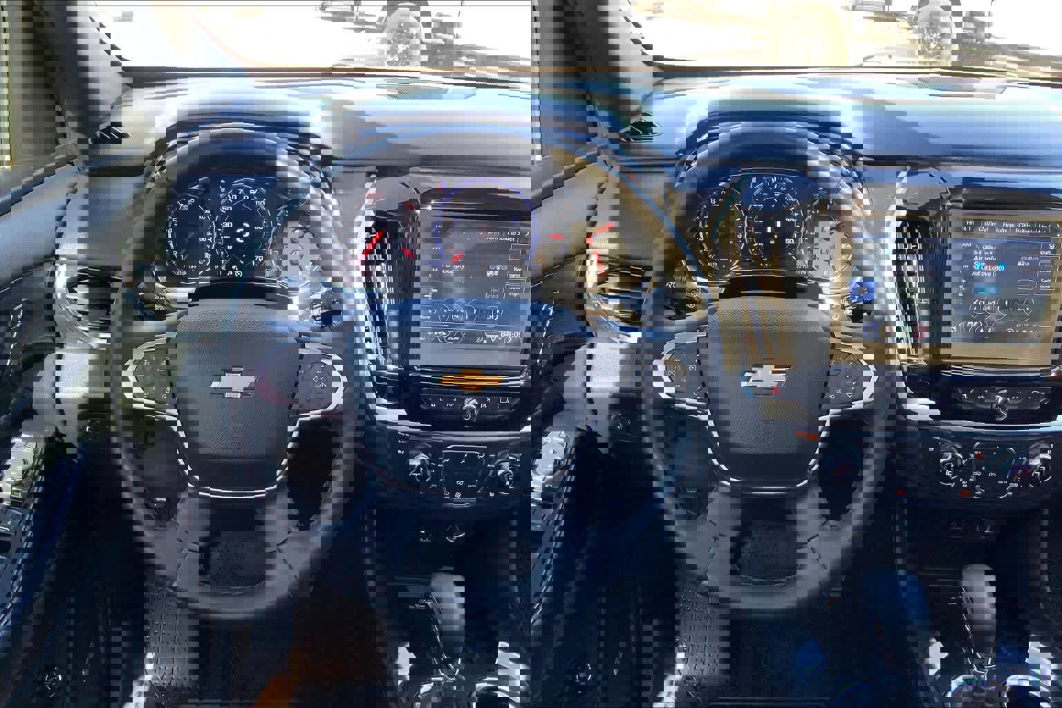 Used 2023 Chevrolet Traverse High Country image 6