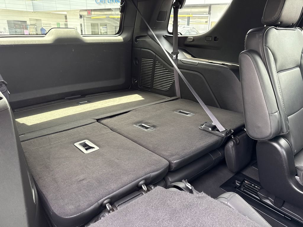 Used 2024 GMC Yukon Denali RWD image 20