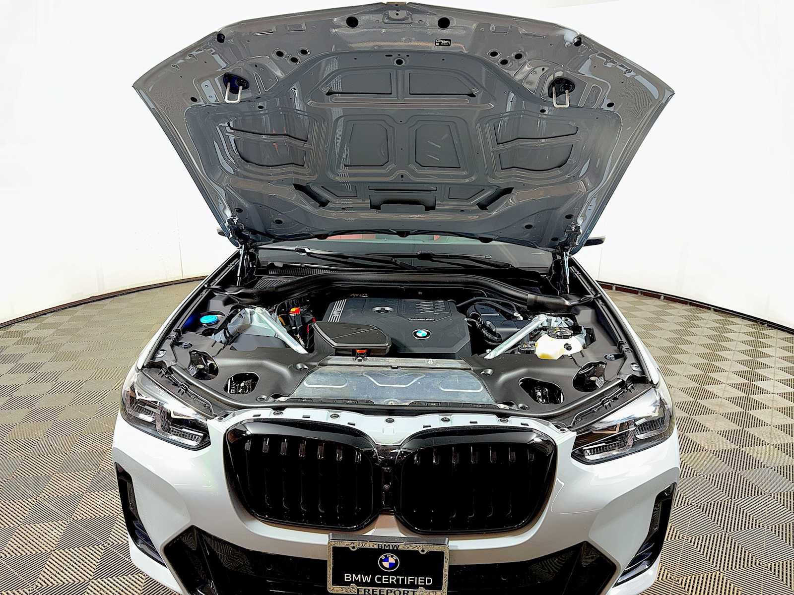 Certified 2024 BMW X3 xDrive30i w/ Premium Package image 32